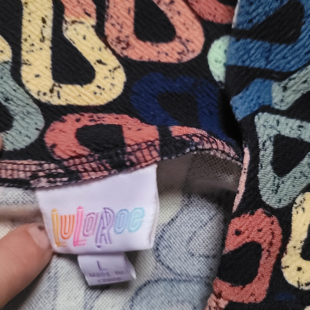 Lularoe /size large/ high waist/boho pattern/high waist skirt! ❤️ 💙 💜 💖 💗 💘 - Picture 2 of 2